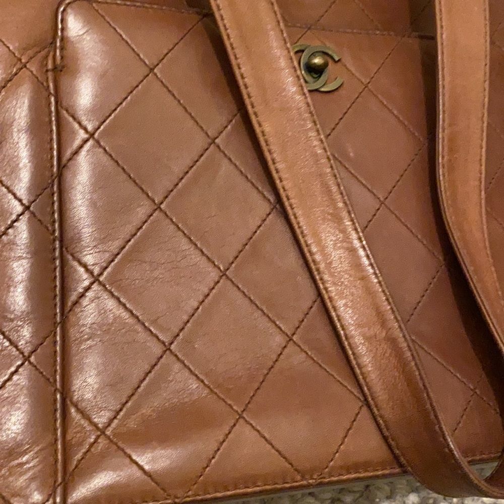 Chanel Vintage brown tote bag . - Picture 17 of 17